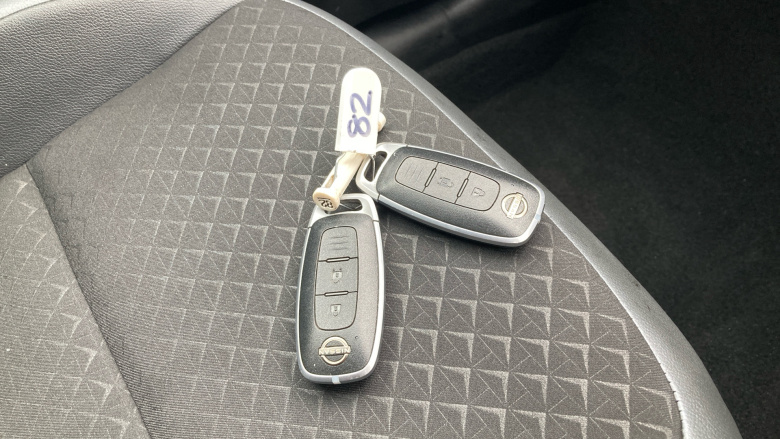 Nissan Juke 1.0 DiG-T 114 N-Connecta 5dr Petrol Hatchback